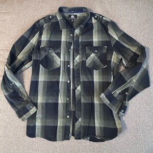 Rock & Republic Green and Black Plaid Casual Button Down Shirt